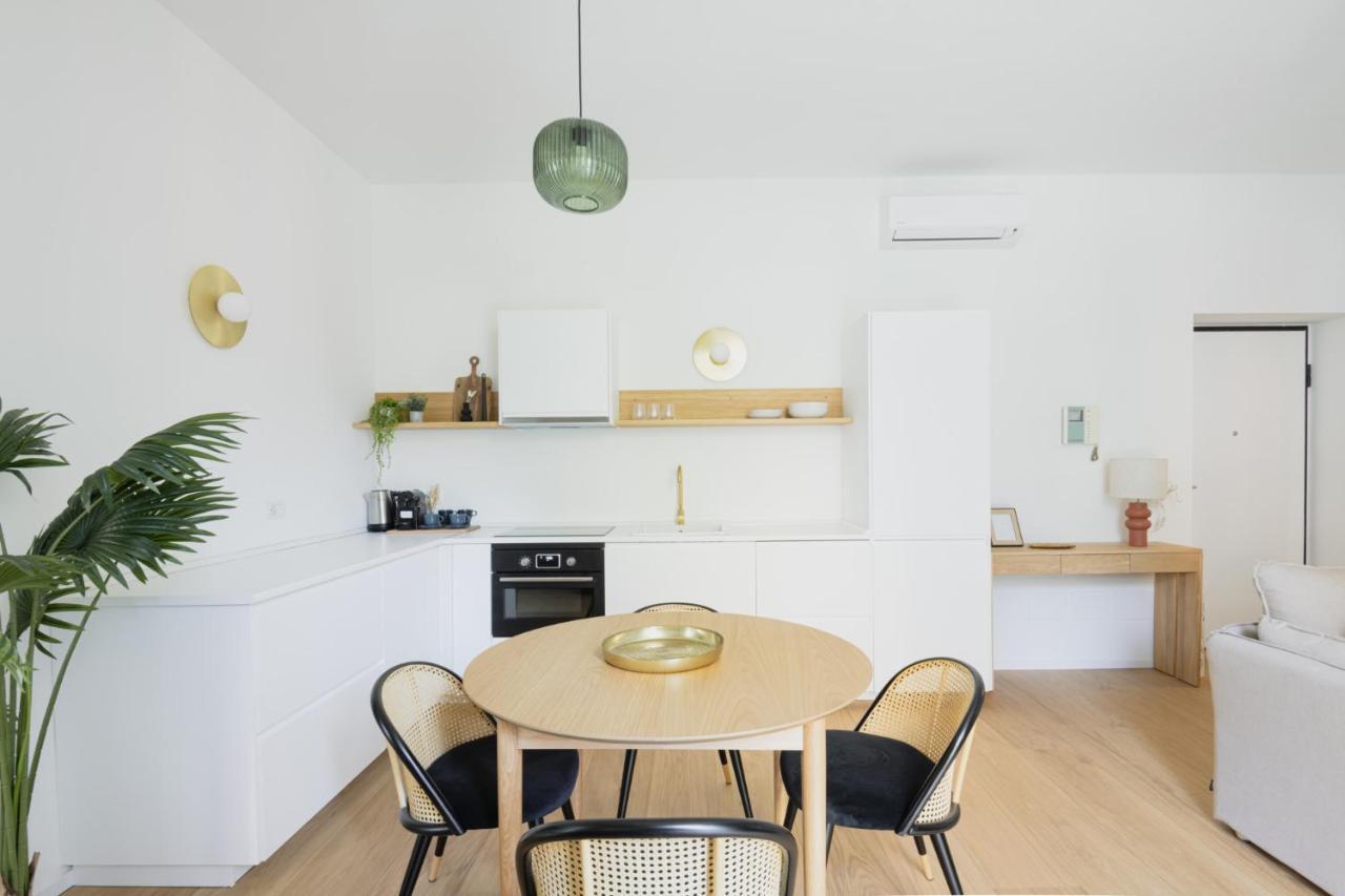 Easylife - Romantico Appartamento Sui Navigli Milano Eksteriør billede